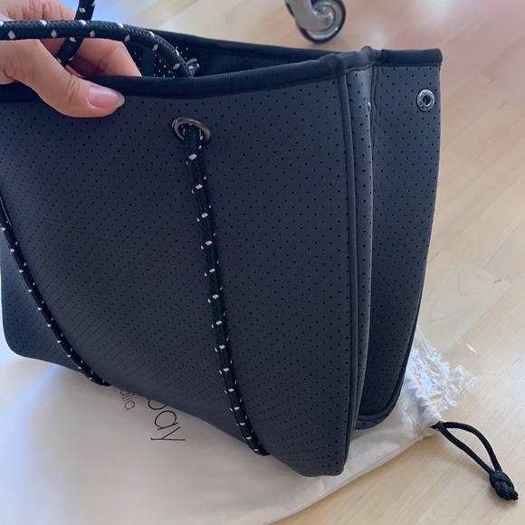 NWT Willow Bay Australia - Picture 12 of 13